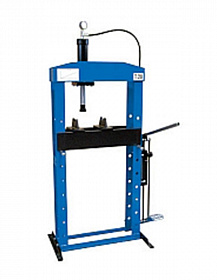 На сайте Трейдимпорт можно недорого купить Пресс гидравлический, 200 т. Werther PRM200/PM. 